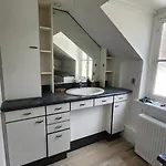 Maison Fabien Et Justine Nyaraló Péronne